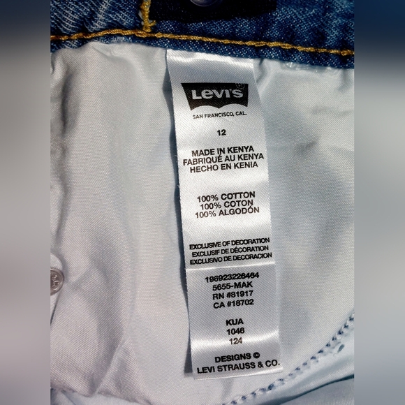 Distressed Levi Cut Off Design Denim Shorts Size Boys 12 Adjustable Waist - Picture 9 of 12